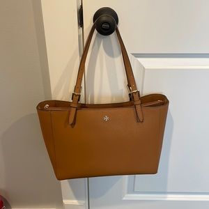 Tory Burch Purse: Robinson Collection